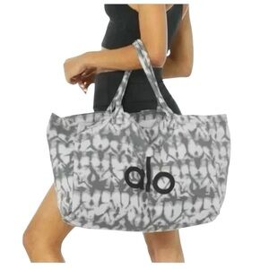 Alo Yoga gray tie dye shopping tote